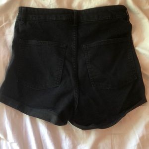 Divided Shorts - Shorts Divided Shorts - Shorts